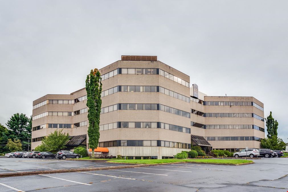 33 Boston Post Road
