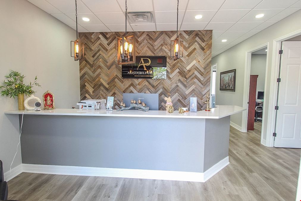 Murdock Professional Center Office Unit B2