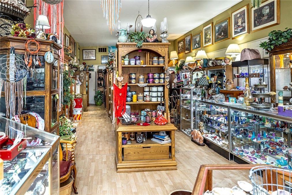 224 Main St