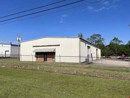 Preview of commercial space at 918 Industrial Park Circle