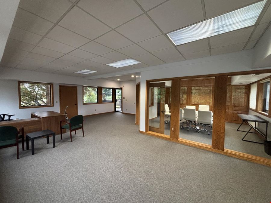 4131 Okemos Rd, Okemos Mi 