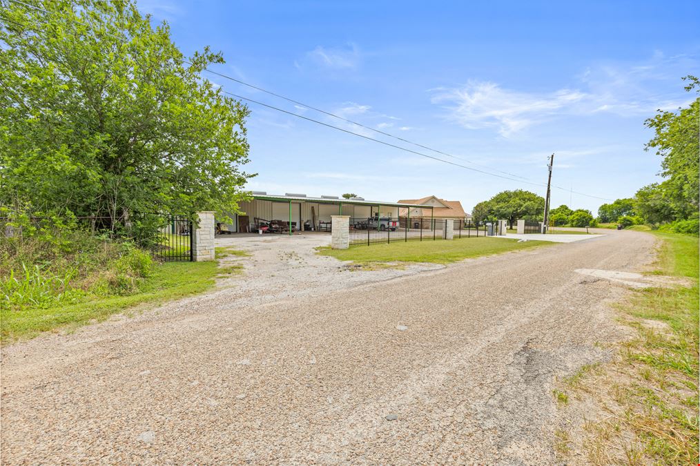 Live/Work Property with Industrial-Grade Workshop