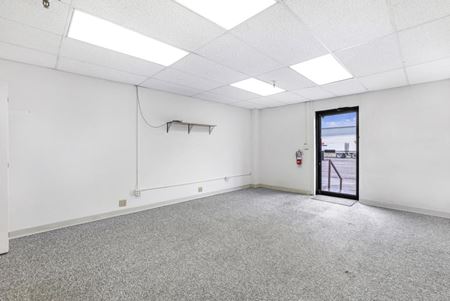 Preview of commercial space at 807 Russet St