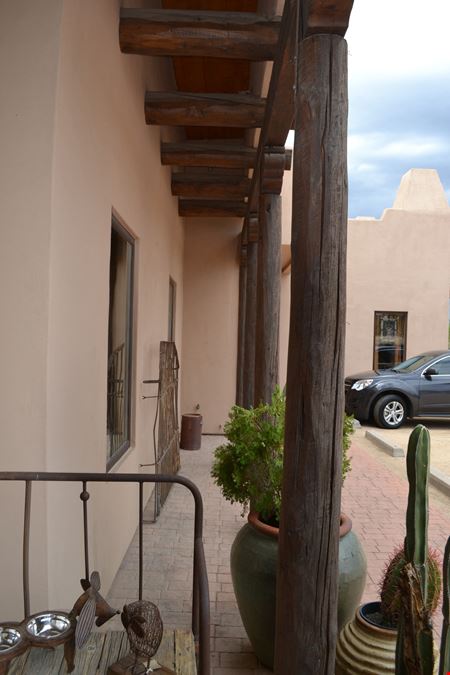 6070 E. Cave Creek Rd
