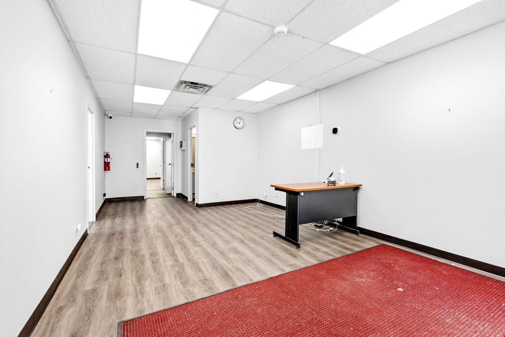 155 Terence Matthews Crescent unit 1&8