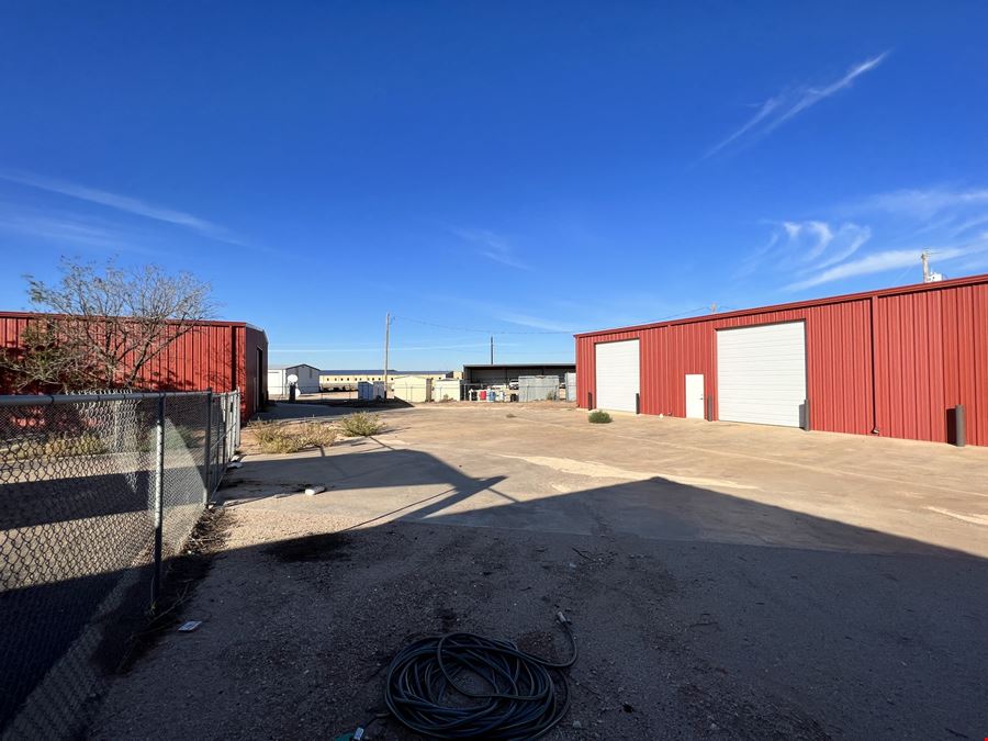 1105 W FM 300 - Levelland Flex Industrial