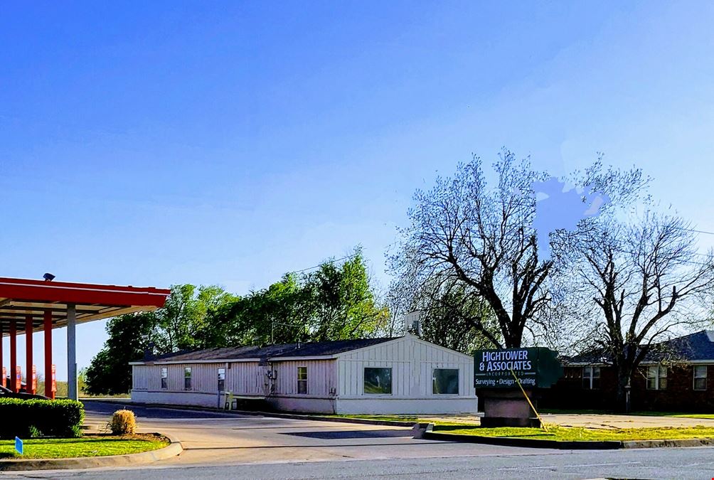 2614 SW Lee Blvd