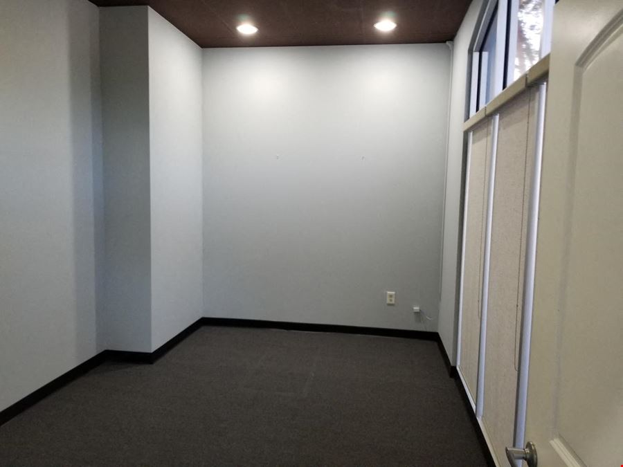 Divine Design Business Center