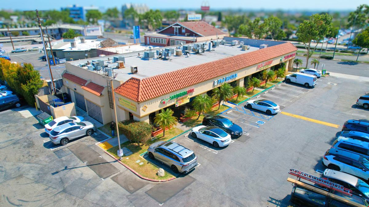 Plaza Lawndale