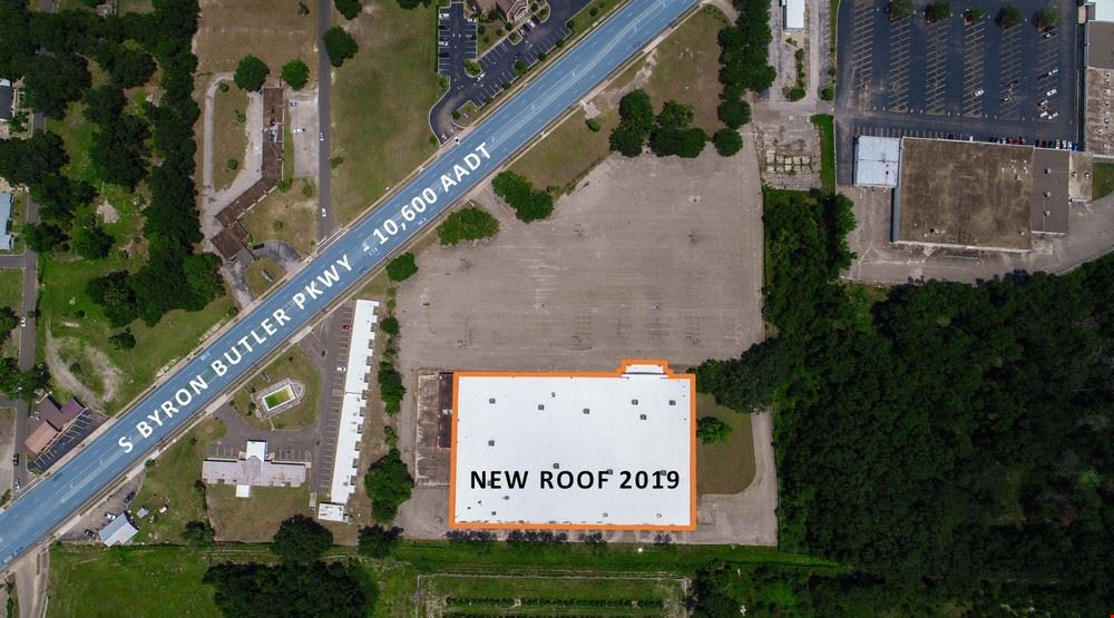 Former K Mart in Perry, FL