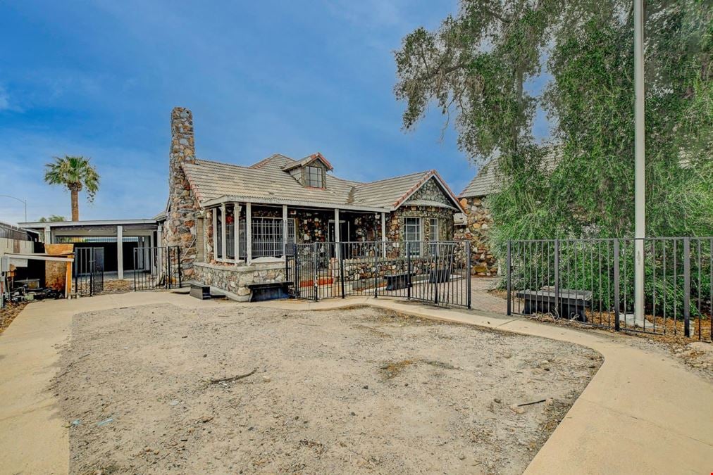 901 E Ogden Ave