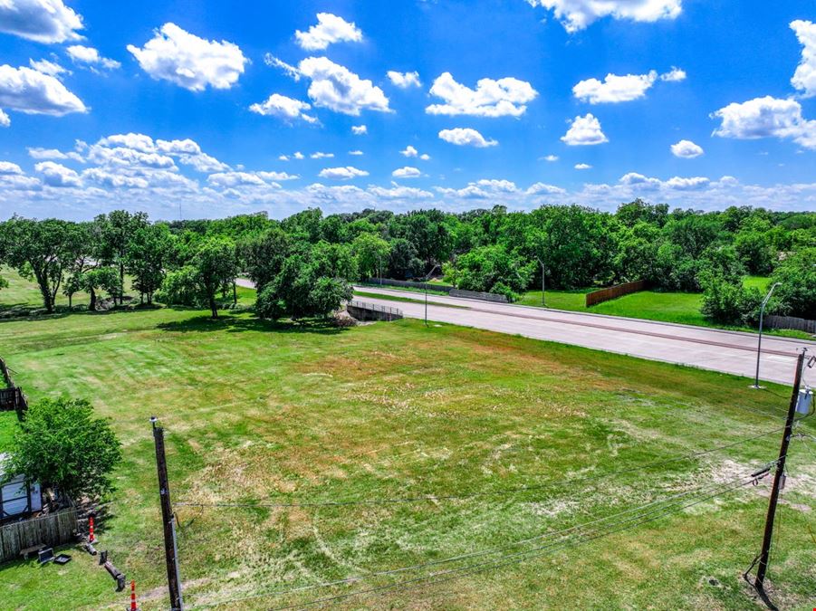 0.24 Acres for Sale in Terrell