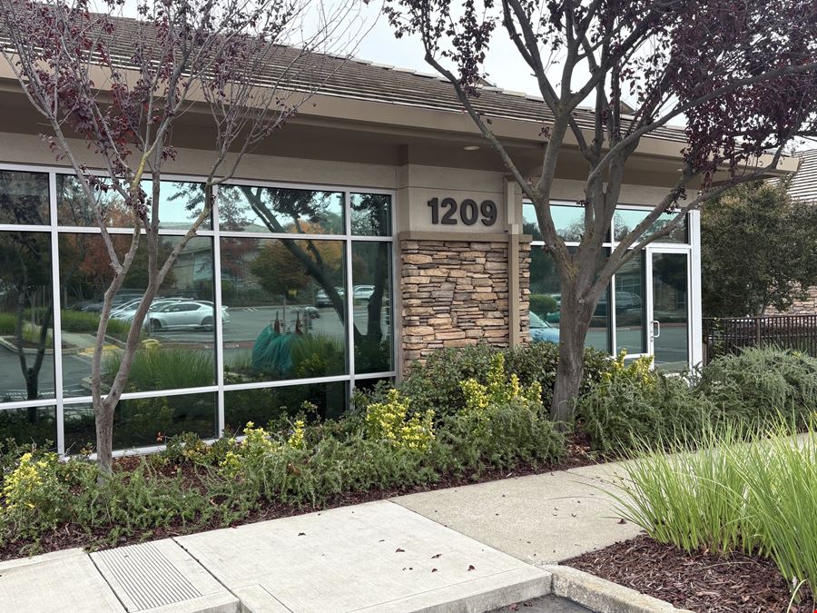 1209 Pleasant Grove Boulevard