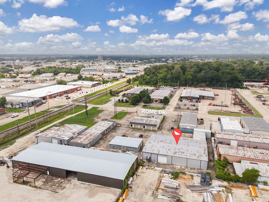 ±9,250 SF Office Warehouse with Dock off of S Choctaw Dr
