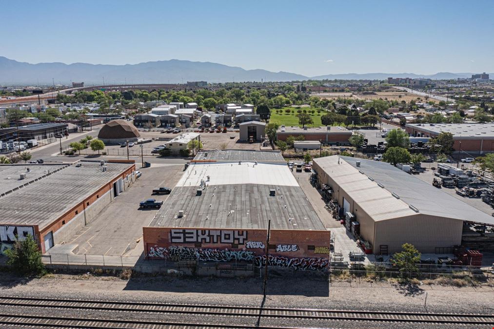 MULTI-TENANT INDUSTRIAL WITH HEAVY POWER, DOCK SPACE, & ROLL-UP DOORS