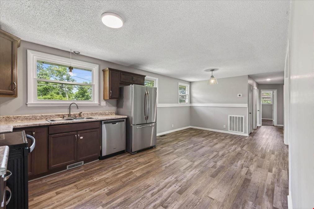 422 Burch Rd