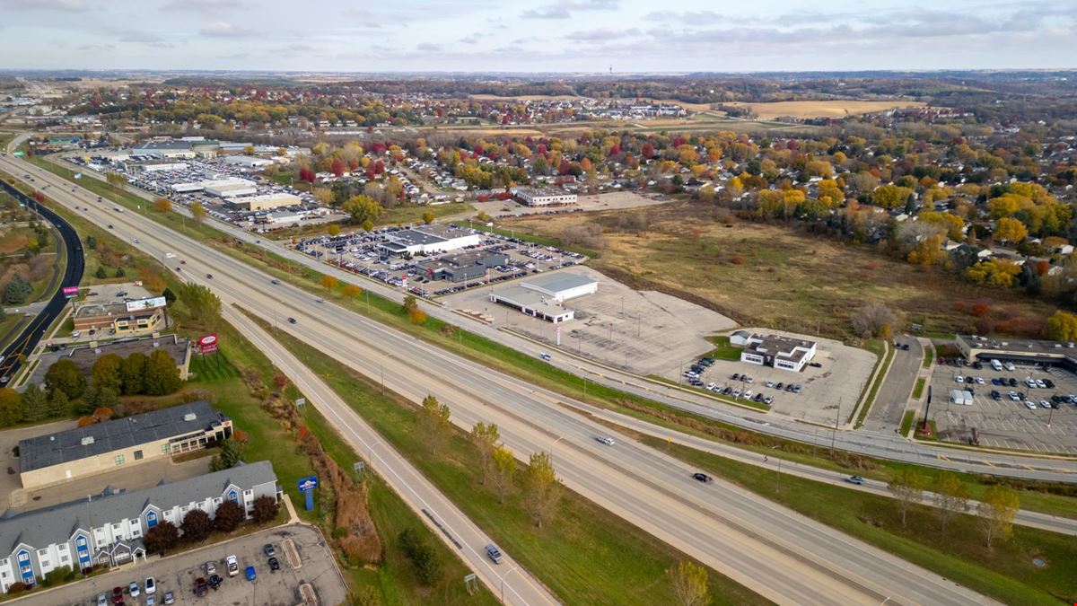 High-Exposure Highway 52 Commercial Site