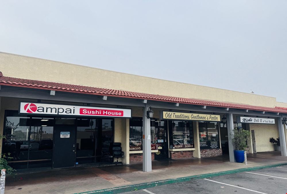 Los Alamitos Plaza