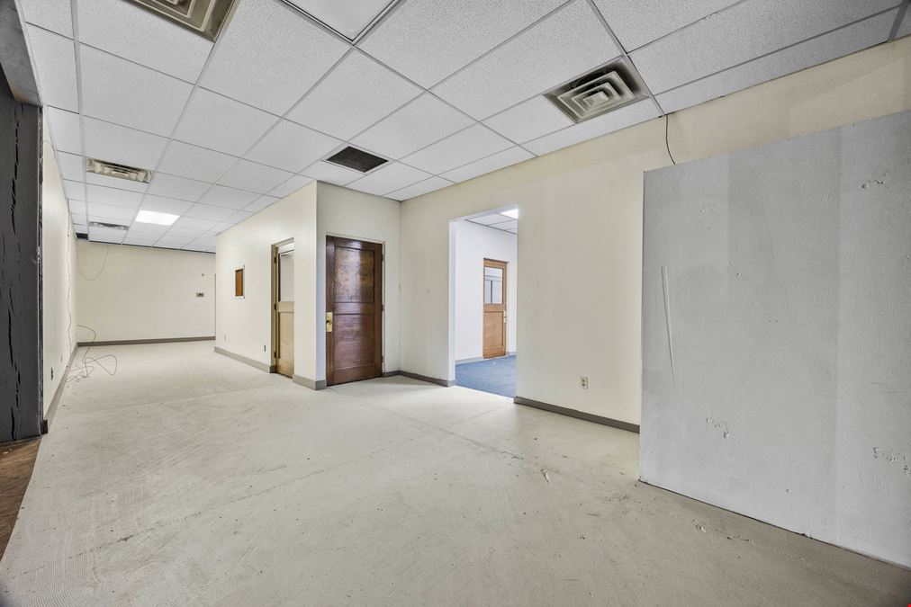39 Saint Bridgets Dr