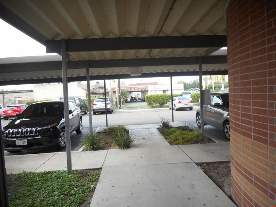 1713 Treasure Hills Blvd. Unit 2B