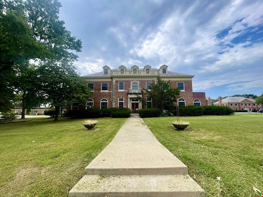 Administrative Building at Gillis Campus
