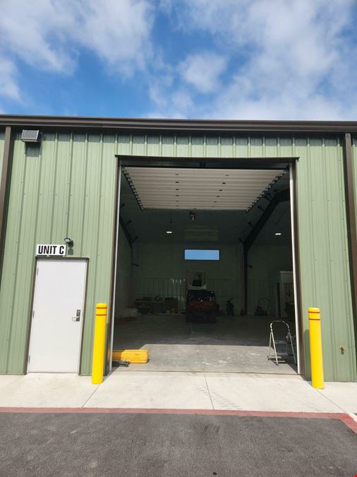 ONLY 1 UNIT LEFT - NEW FLEX SPACE FOR SMALL BUSINESS