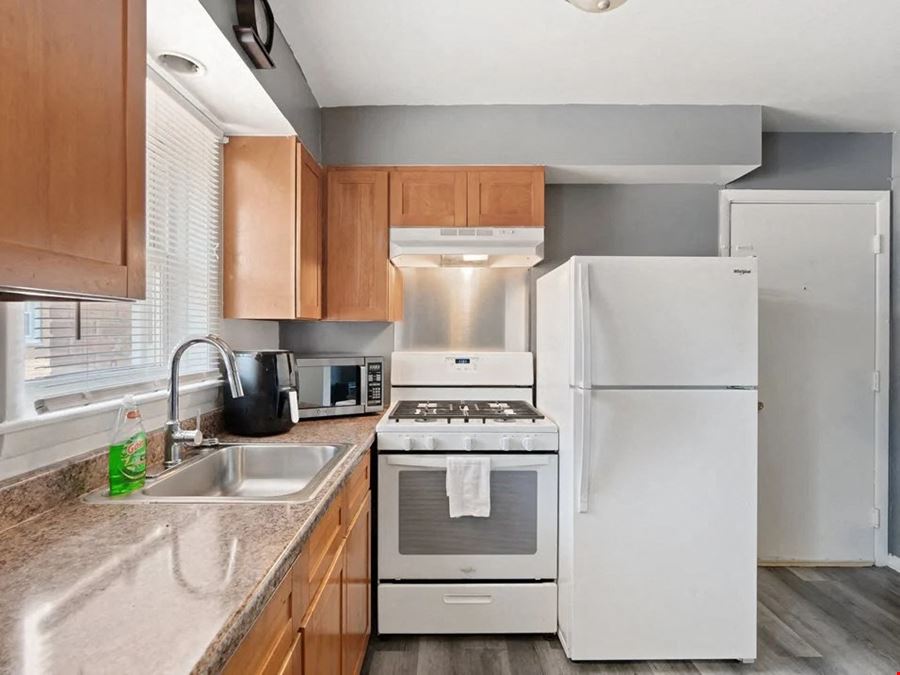 Blue Station Apartments