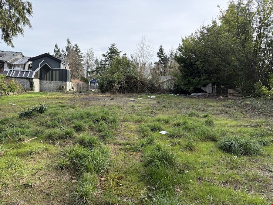 421 Molalla Ave