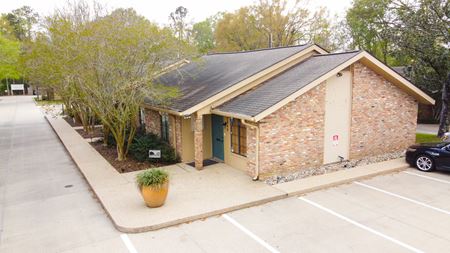 Preview of commercial space at 7940 - 7942 Goodwood Blvd