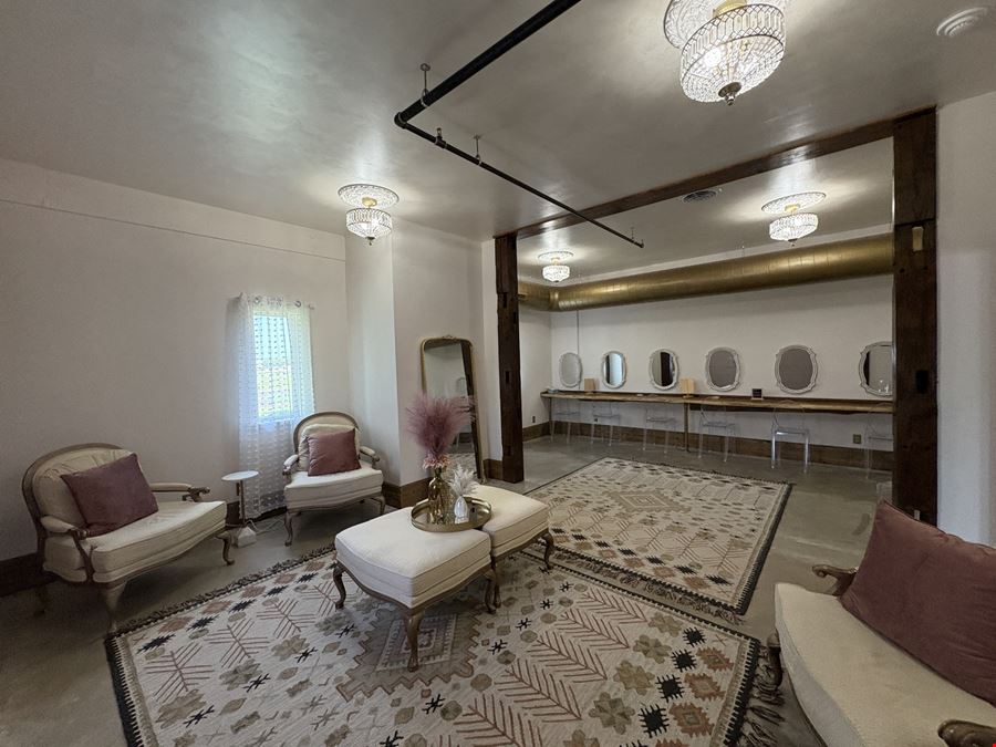 200 Cimmeron Dr