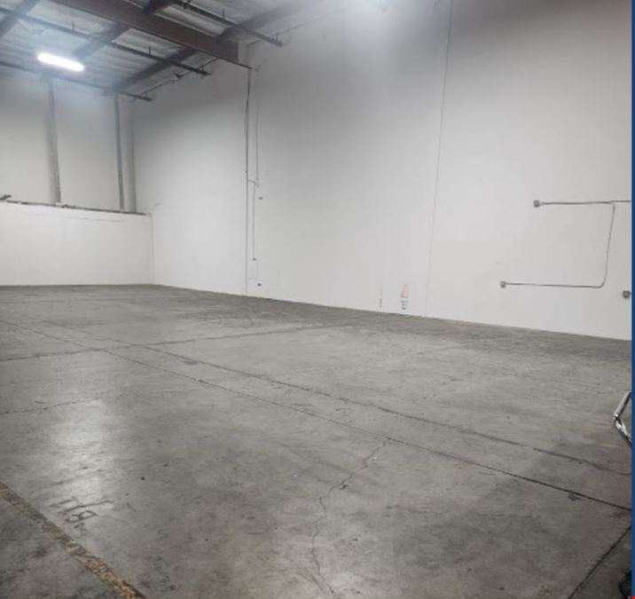 Ontario, CA Warehouse for Rent  #1434 | 1,000-4,810 sq ft