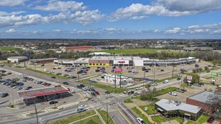 Preview of Retail space for Sale at 721 E Taylor St | 719 E Taylor St | 2000 N Loy Lake Rd