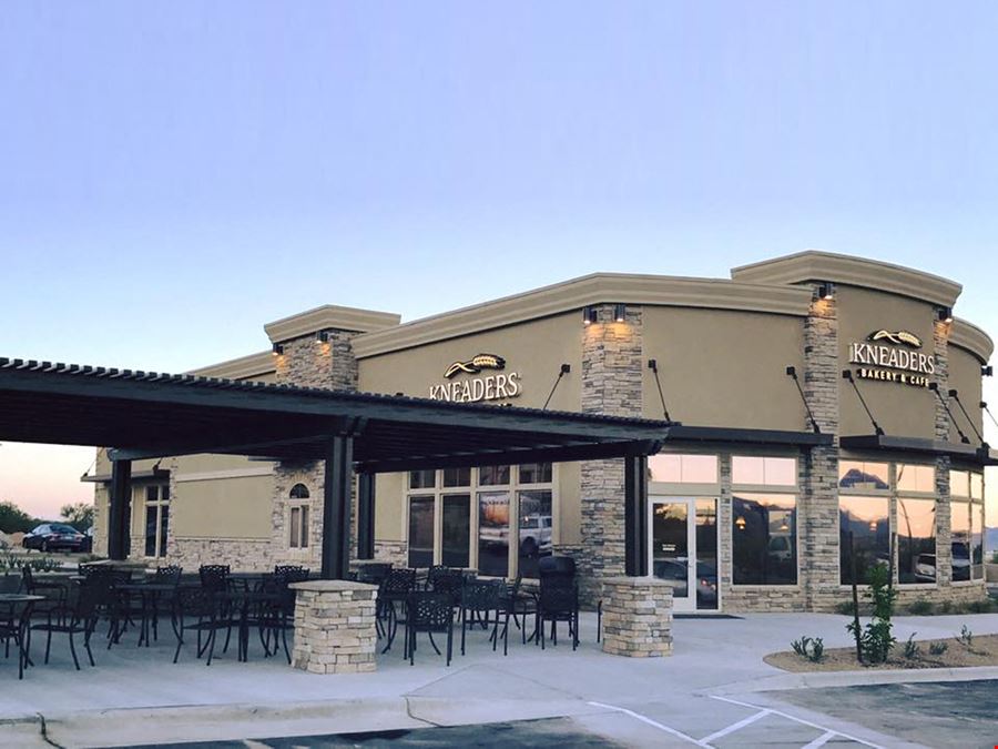 Freestanding Drive-Thru Restaurant