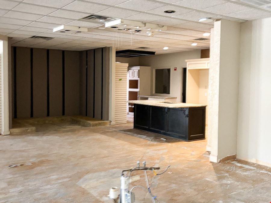 Flexible Commercial Space