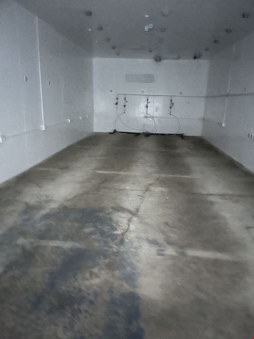 13736-13740 Saticoy St Van Nuys CA 91402