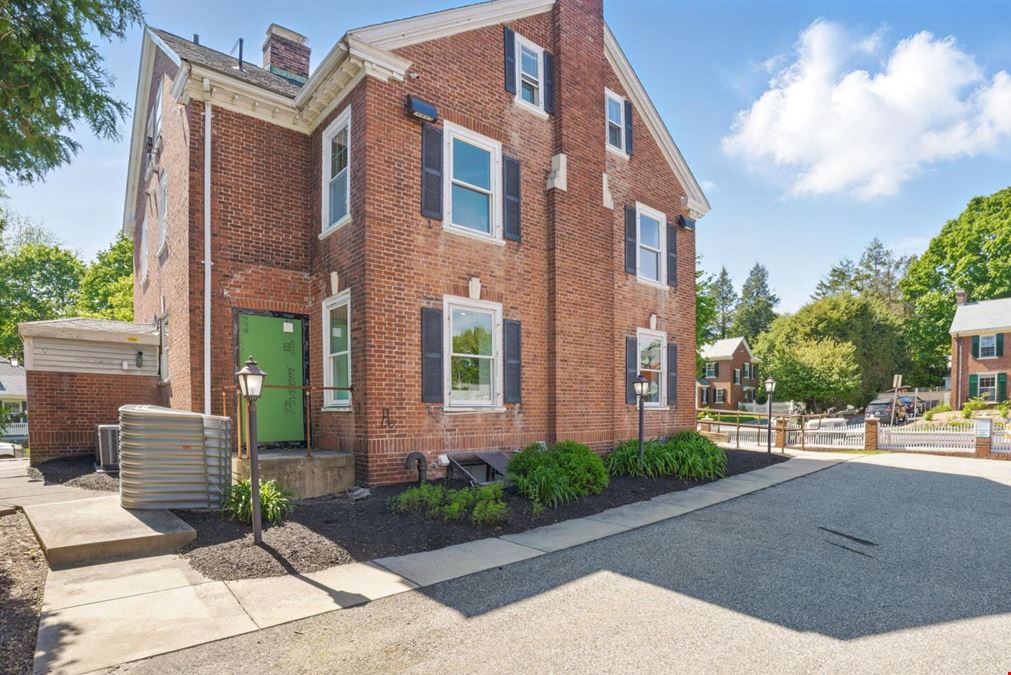 6 Windsor Street, Andover, MA 01810