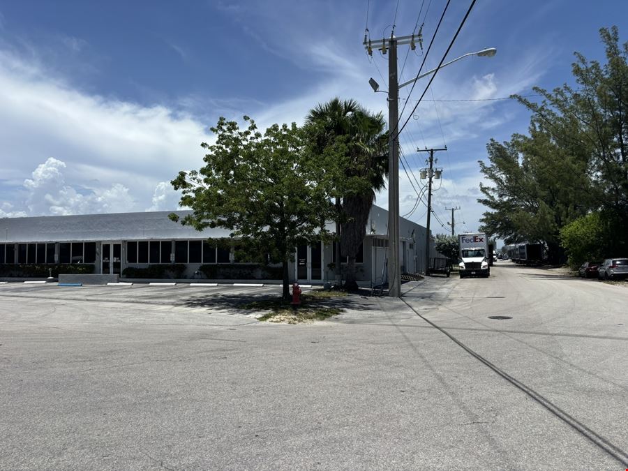 111 Southwest 33rd Street