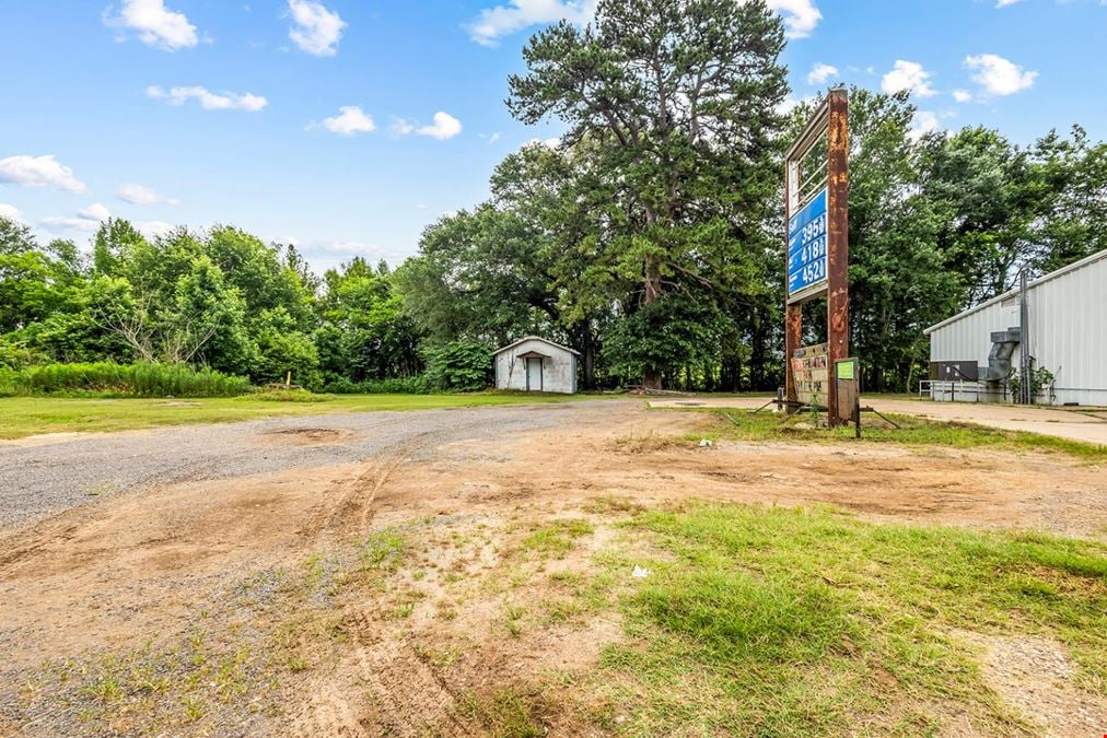 Convenience Store in Naples, TX for Sale