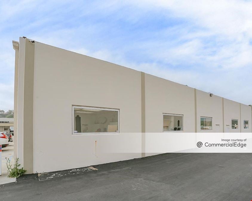 305 Airport Rd.