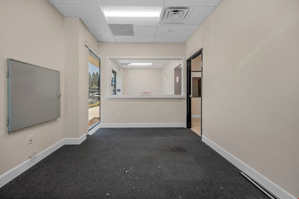 Prime Professional Office Space Located in NW Fresno