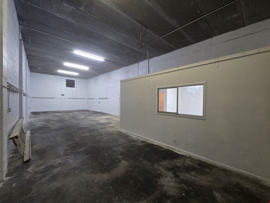 8511 Alton Ave