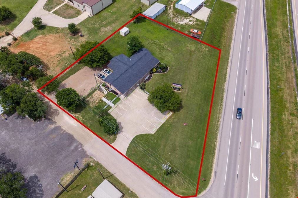 5236 E Highway 67