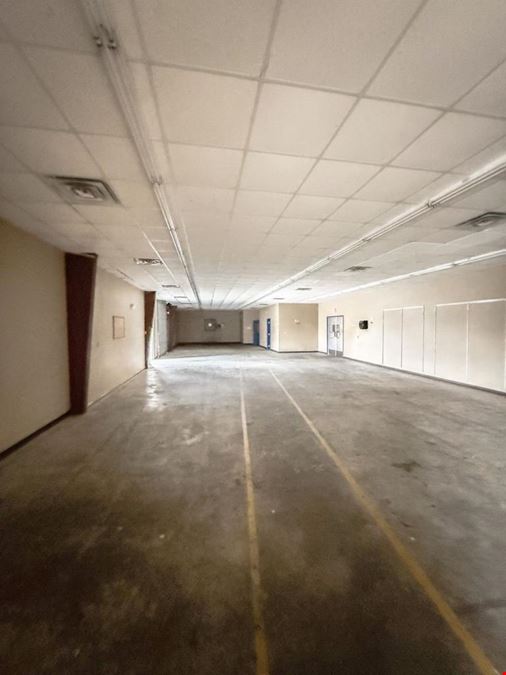 Retail Warehouse for Sale or Lease