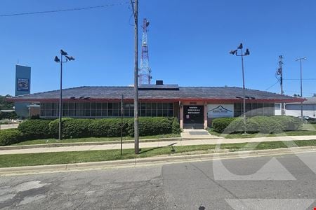 Preview of Retail space for Sale at 1844 S Westnedge Ave
