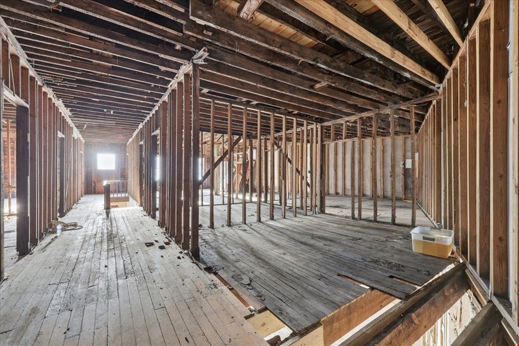 315 & 309 Ogle Ave