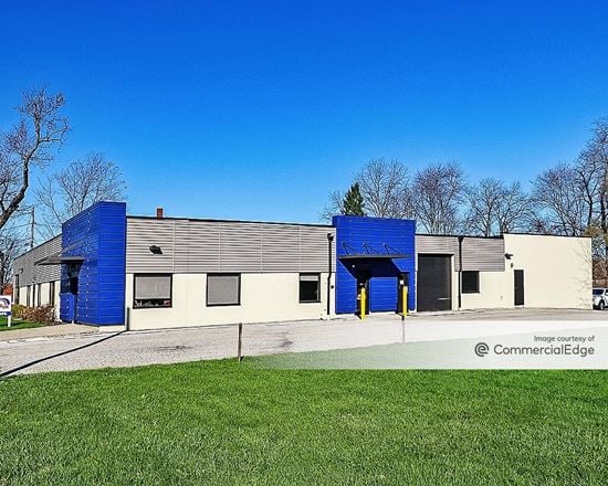 Preview of Industrial space for Rent at 995 Home Avenue