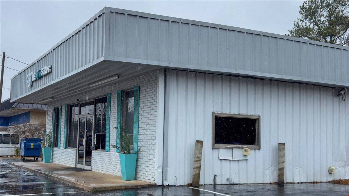 5610 Old National Hwy College Park, GA 30349
