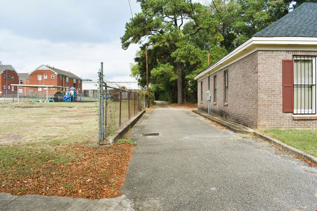 33 E. South St. - 2,384 SF Office in Downtown Montgomery