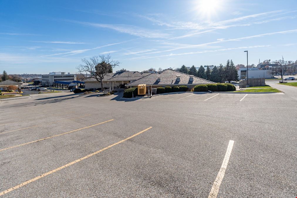 8900 W Dodge Rd