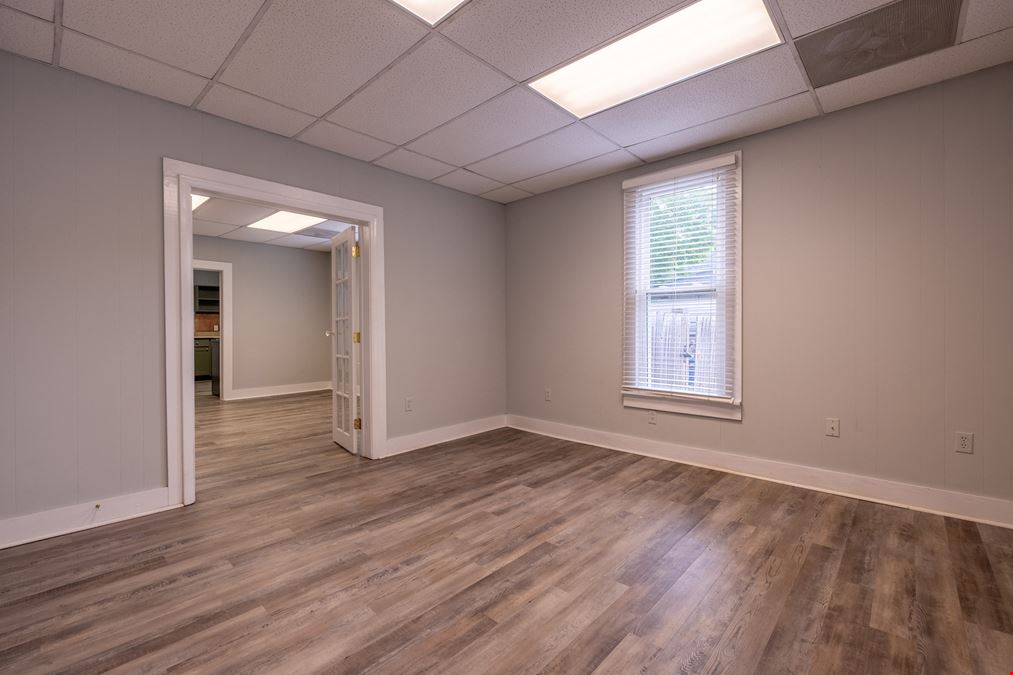1150 Clifton